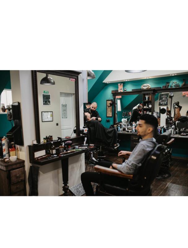 Salon Royals Hair Barbershop Din Sibiu